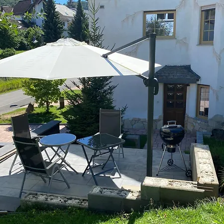 Guest house Gaestehaus Lara 3*