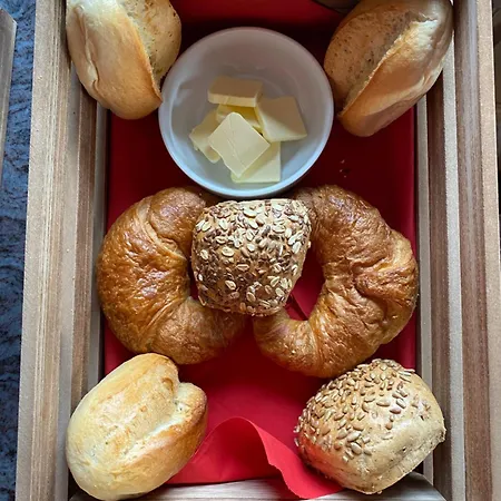 Maison d'hôtes Gaestehaus Lara 3*